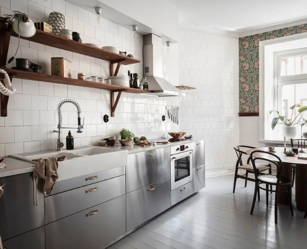 Commercial Kitchen